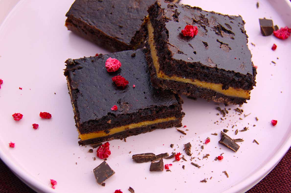 Chocolate-Caramel-Slice-2.jpg