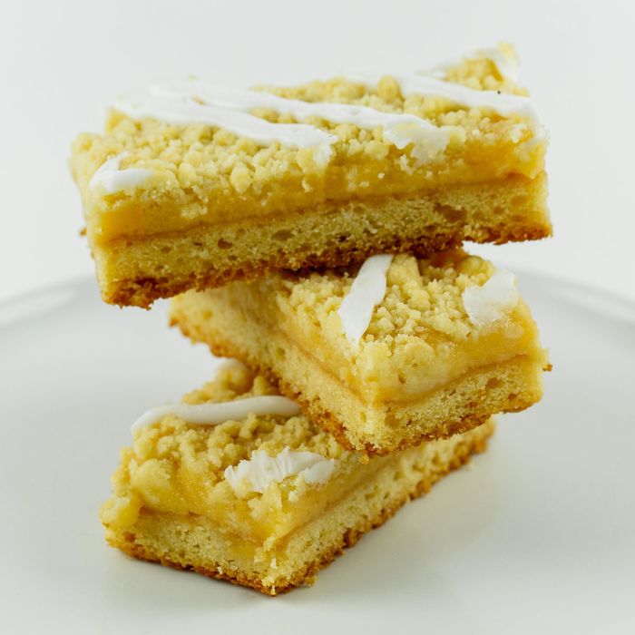 Lemon Crumble Slice