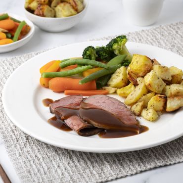 Roast Chicken with Roast Potatoes & Vegetables 